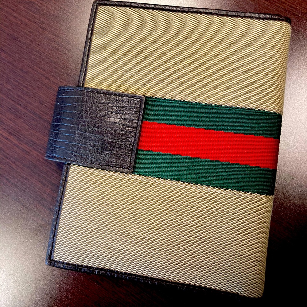 Gucci mini notebook